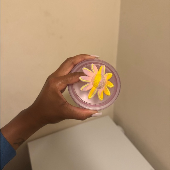 Starbucks cup - Picture 2 of 8